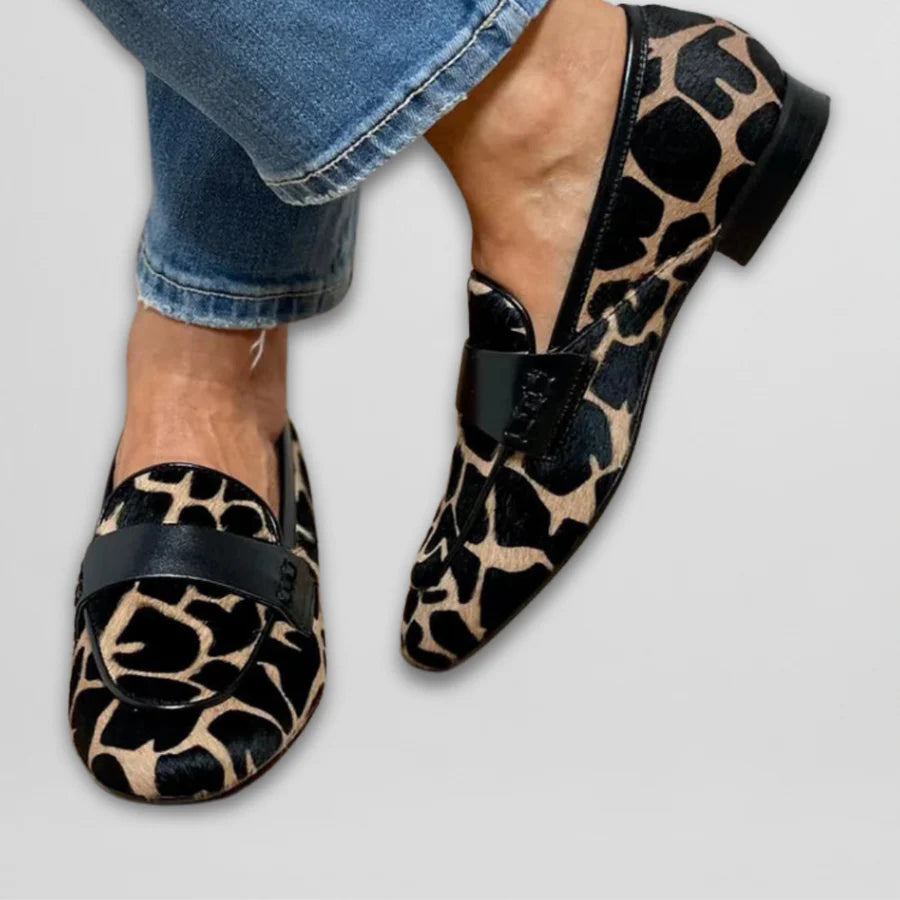 Queen | Animal Print Loafers